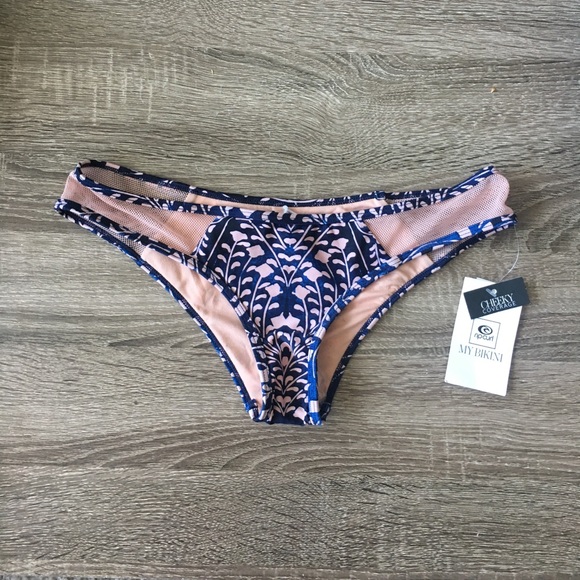 New!  Rip Curl cheeky bikini bottoms size S - Picture 4 of 5